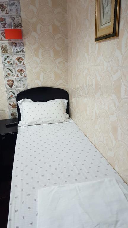 Dutch Hostel Хонконг Екстериор снимка